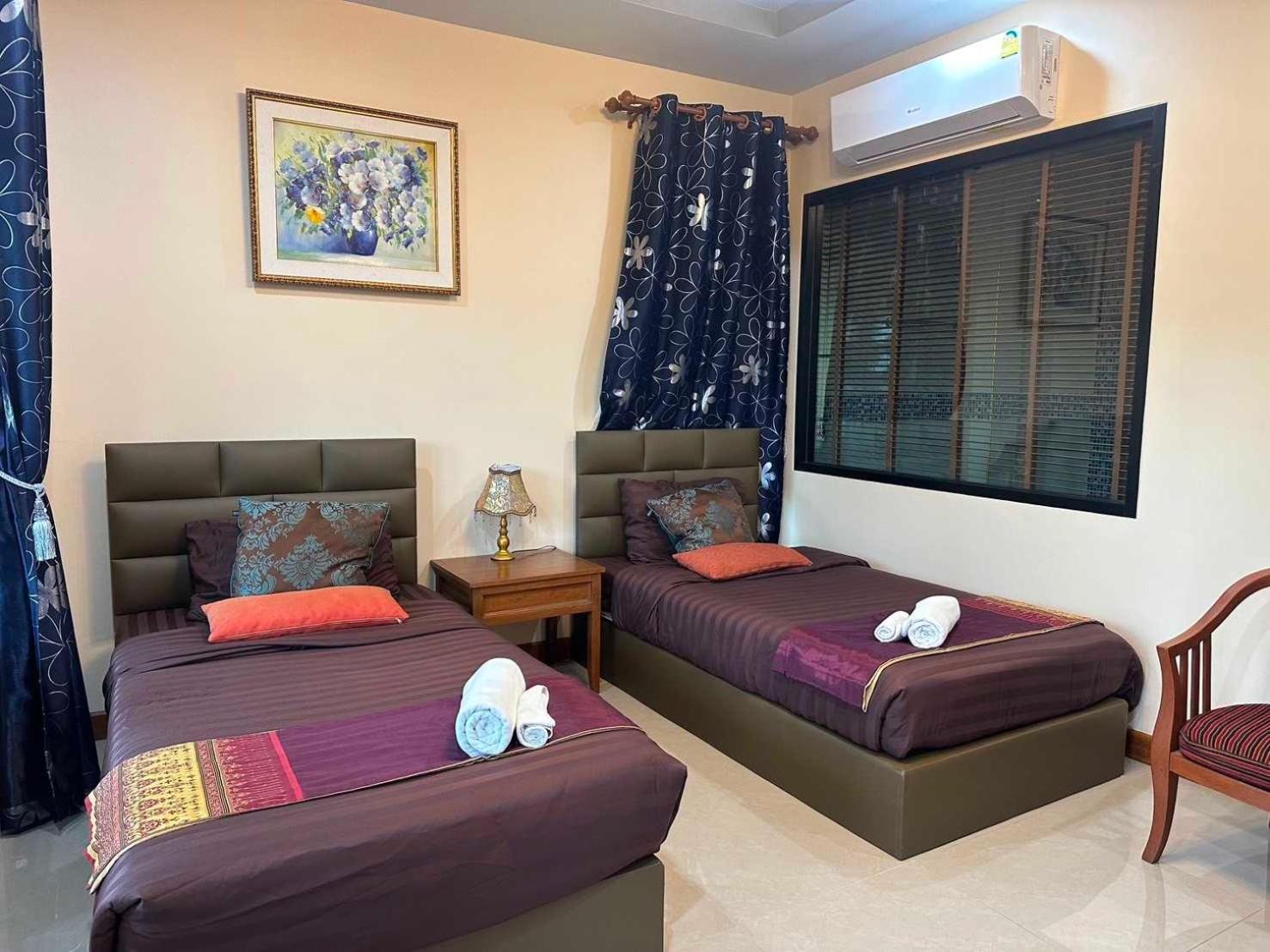 Capital O 75518 Baan Rose Resort Ao Luk Exteriör bild